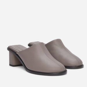 CLEAR OUT! Everlane The Artist Mule